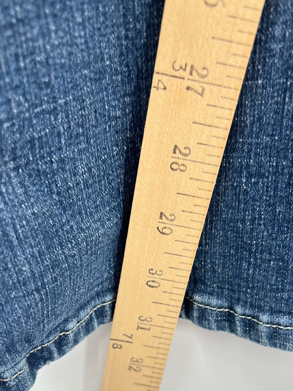 160 Wrangler Women’s Medium Wash Blue Boot Cut Jeans
